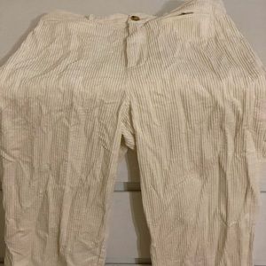 Boutique ribbed cream pants
